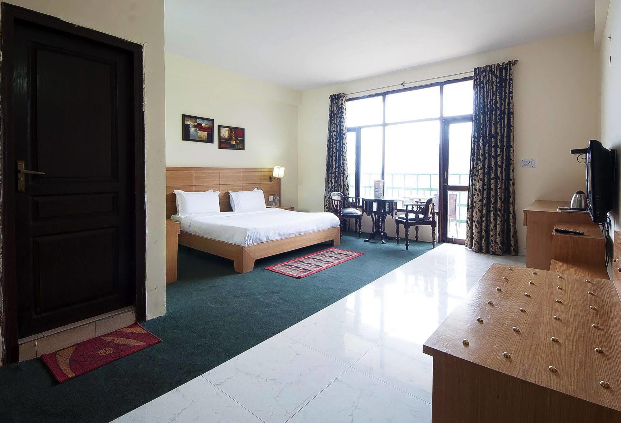 Natureraga Fernhill Resort Chail Exterior foto